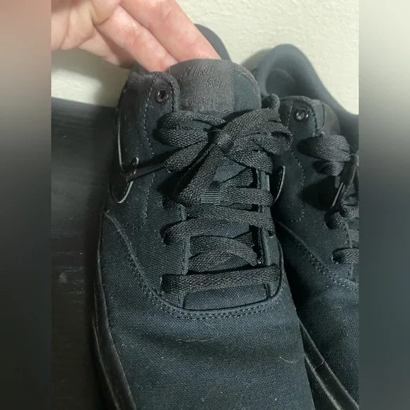 🔥Nike SBs Black used men’s sneaker- size 11 - Picture 6 of 12